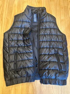 GAP Black Quilted Puffer Vest XL Water Resistant Windproof Zip Front